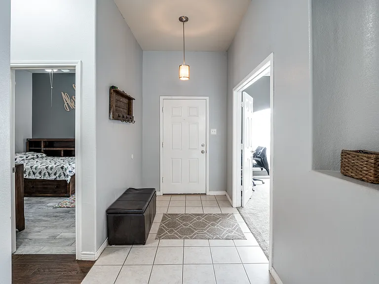 4309 Temecula Creek Trl — Photo 2