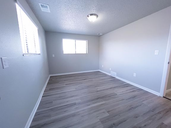 5th image of 63 S 22nd Ave APT B4