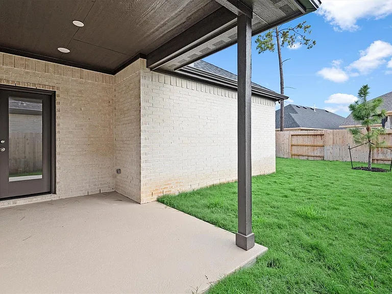 13155 Hidden Village Ct — Photo 40