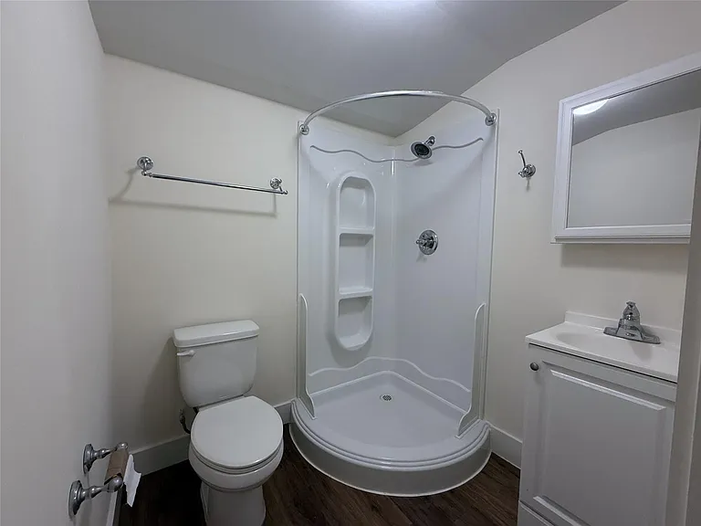 1011 Nadine St — Photo 13