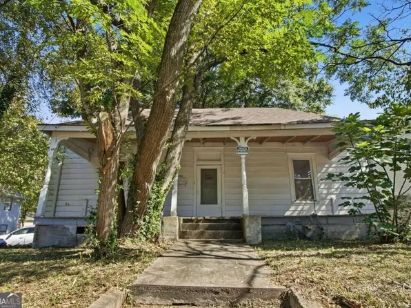 1023 Curran St NW, Atlanta, GA 30318