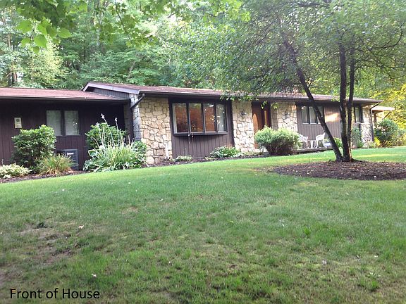 3rd image of 148 Lyn Dale Dr