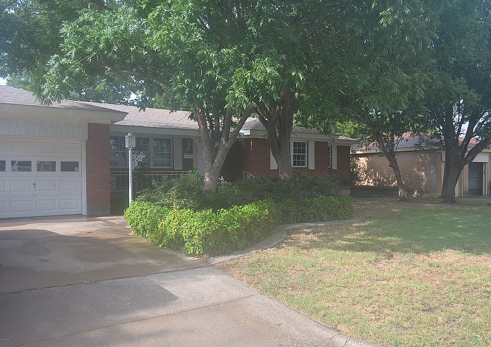 1st image of 6733 Victoria Ave