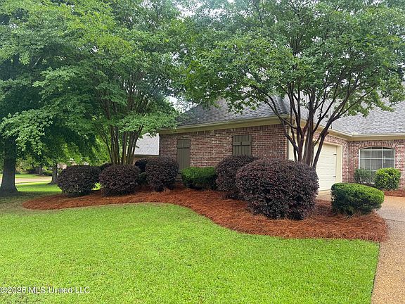 2nd image of 128 Seville Way