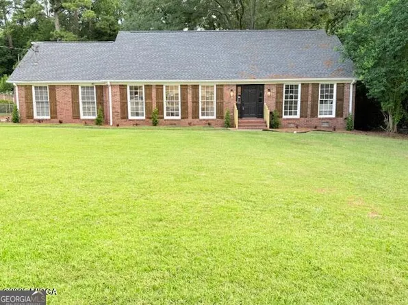 3272 Clairmont Ave, Macon, GA 31204