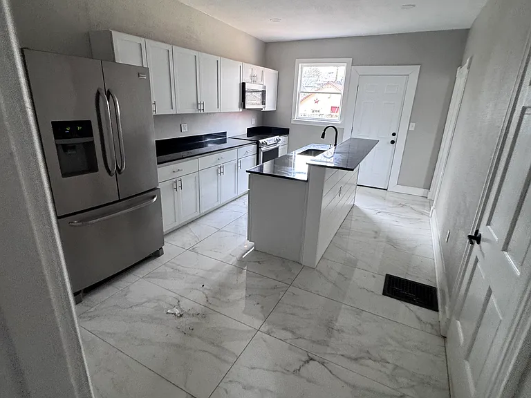 533 Wyoming St — Photo 3