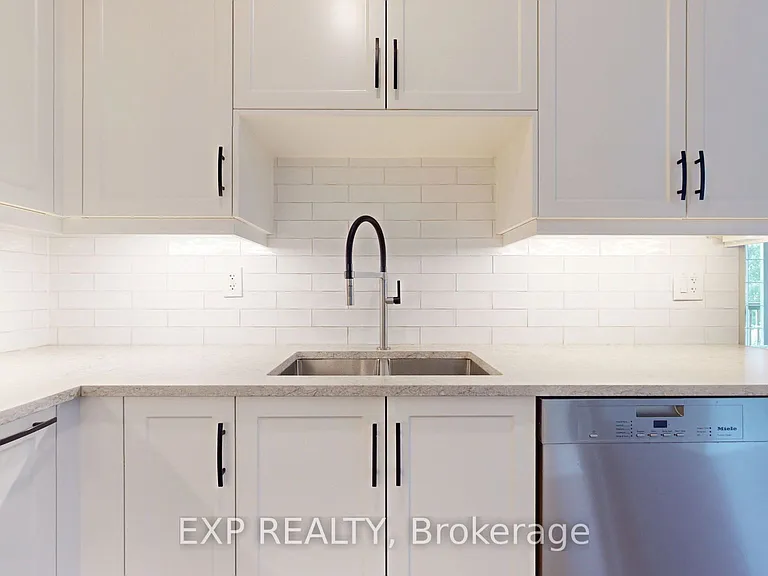 10 Boardwalk Ave #17 — Photo 11