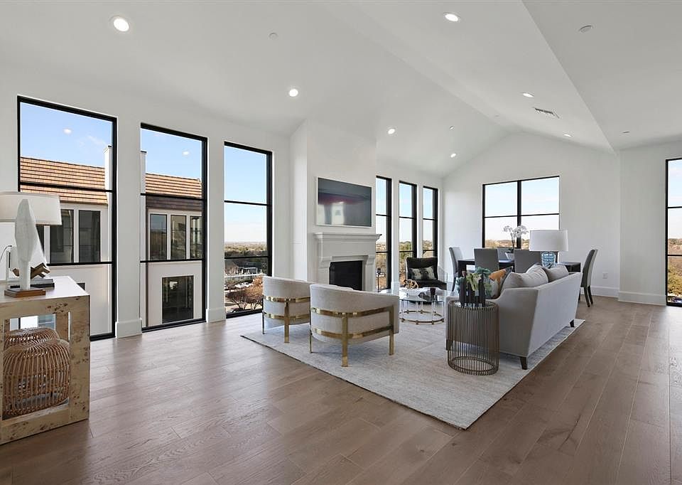 1st image of 5270 Town And Country Blvd #326
