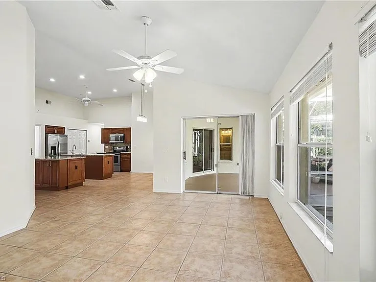 6643 Craven Hill Way — Photo 8