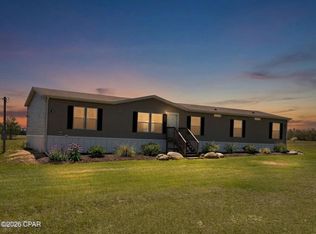6435 Butler Rd, Grand Ridge, FL 32442
