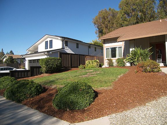 2nd image of 383 Becado Dr