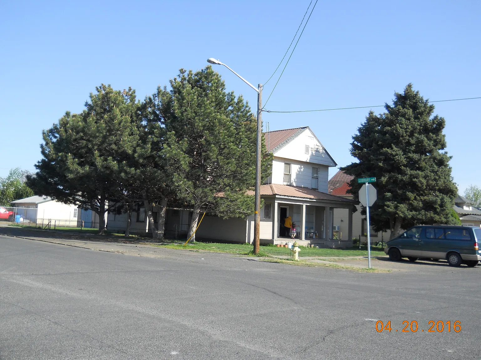 702 S 8th St APT 1 photo 1