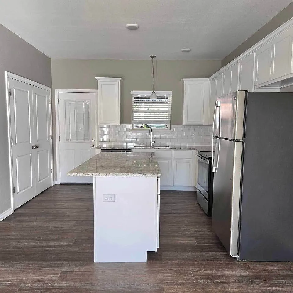2 bed, 2.5 bath, 1100 sqft, $1,475 — Photo 1