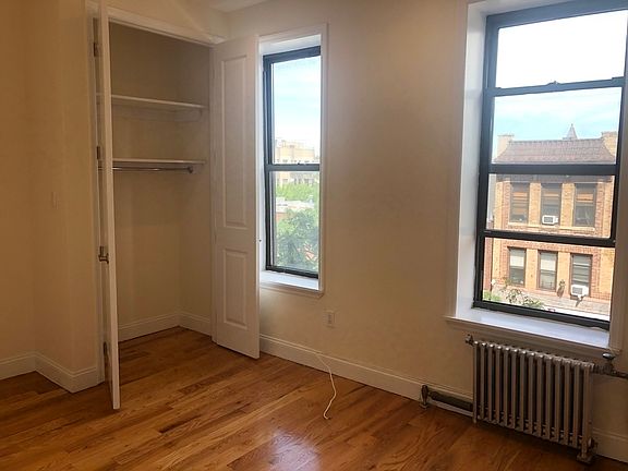 4th image of 32 Rogers Ave #2AA
