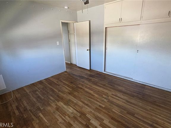 4th image of 1139 E 67th St