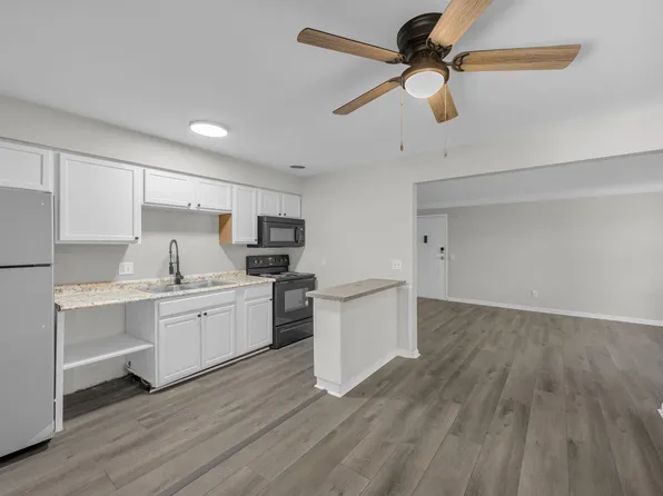 Presidents Square, 7855 Harrison Ave #Fbdba20dc, Cincinnati, OH 45231