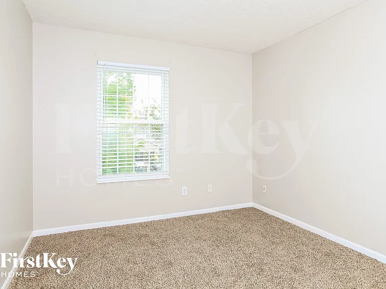8106 Autumn Pl — Photo 12