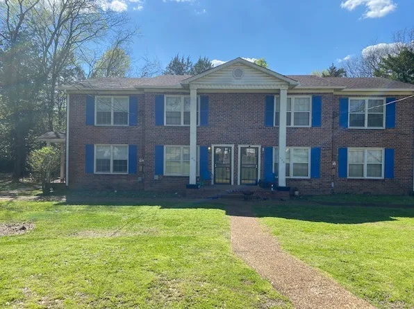 762 Holder Dr, Nashville, TN 37217