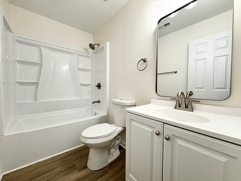 8413 Hirsch Dr — Photo 12