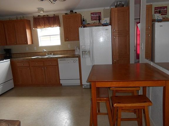 4th image of 26 Melody Cir