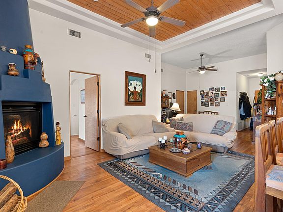 4th image of 968 Villarrica St NW
