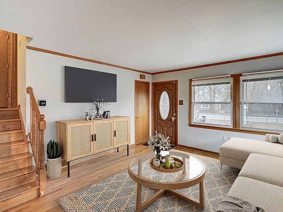 5th image of 38280 N Wilson Ave