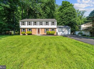11945 Appling Valley Rd, Fairfax, VA 22030