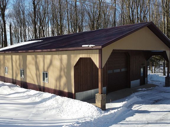 3rd image of N5134 Star Neva Rd