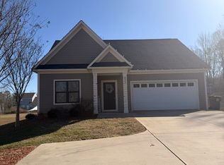 423 Dallas Stanley Hwy, Dallas, NC 28034