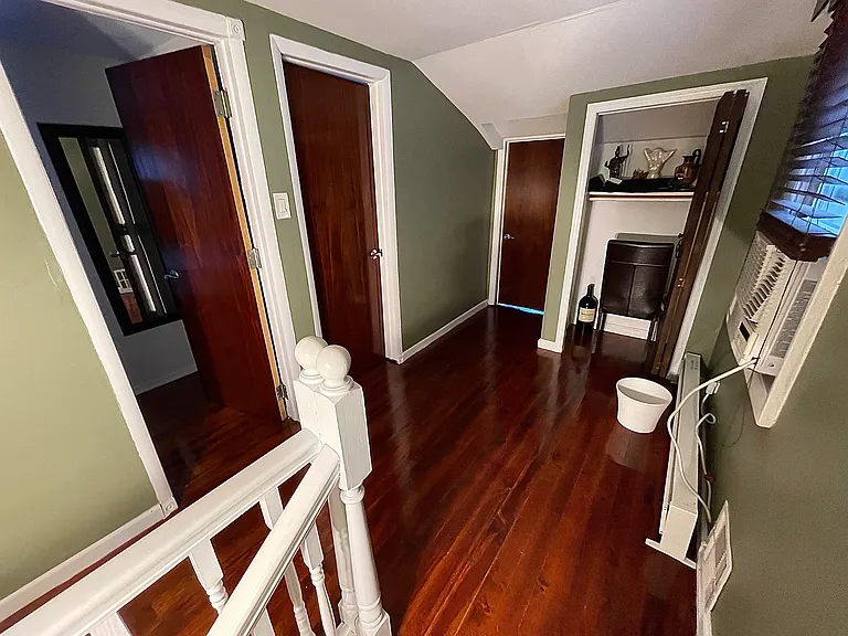 Walnut Ln — Photo 15