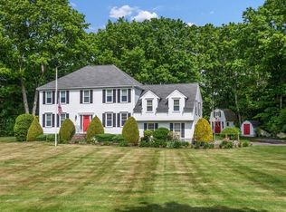 26 Cedar Farm Rd, Medway, MA 02053