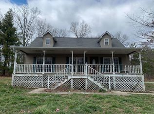 298 Clarence Lee Rd, Lancing, TN 37770