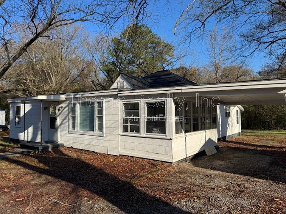 1st image of 940 Blandwood Dr
