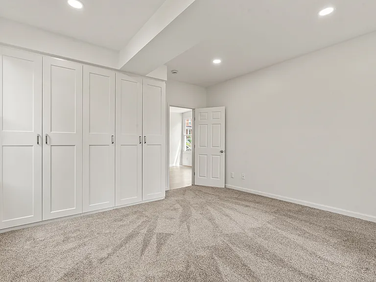 753 W Washington St #A — Photo 16