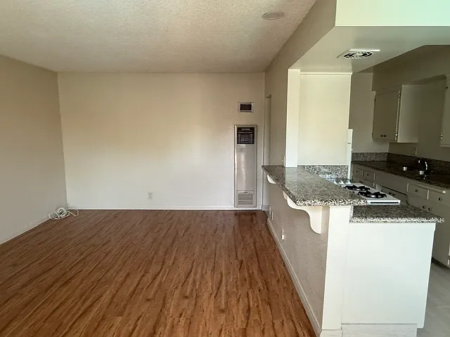 9431 Nance Ave — Photo 3