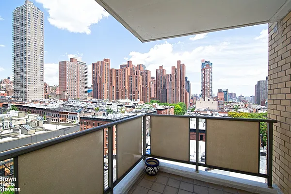 Rented by Brown Harris Stevens | media 9