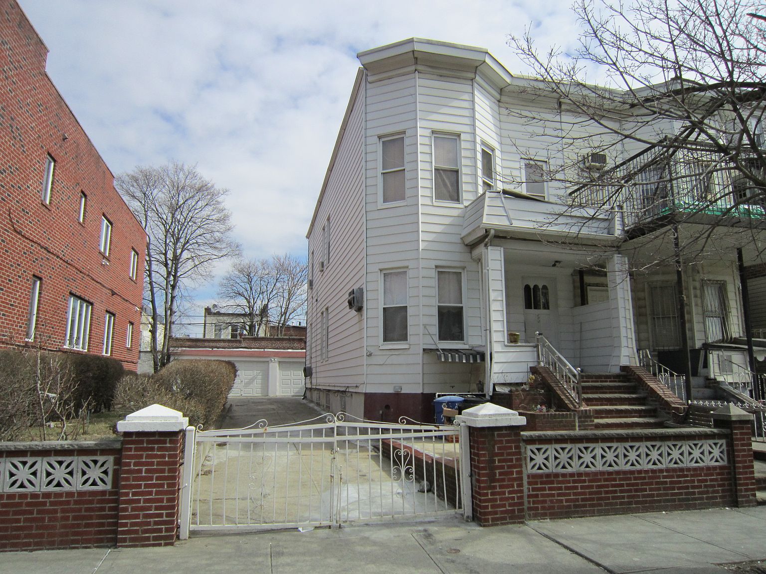 563 Dahill Rd, Brooklyn, NY 11218 Zillow