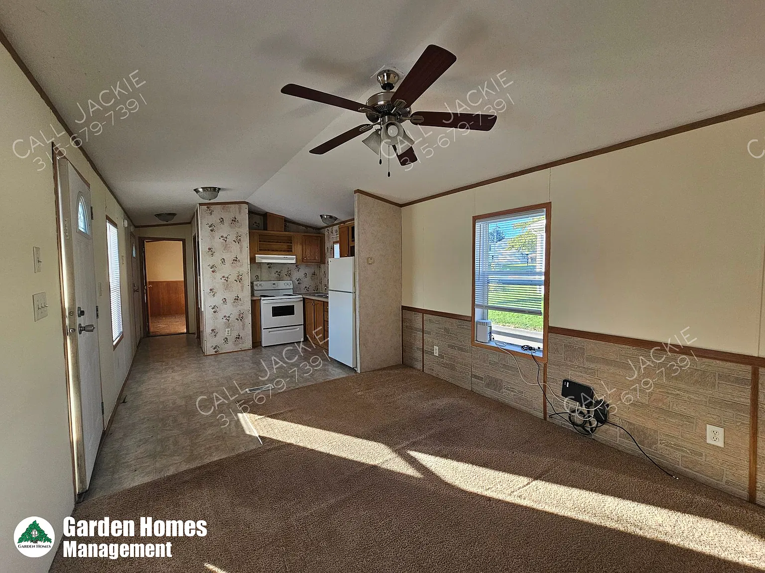 2 bed, 576 sqft, $1,250 — Photo 3