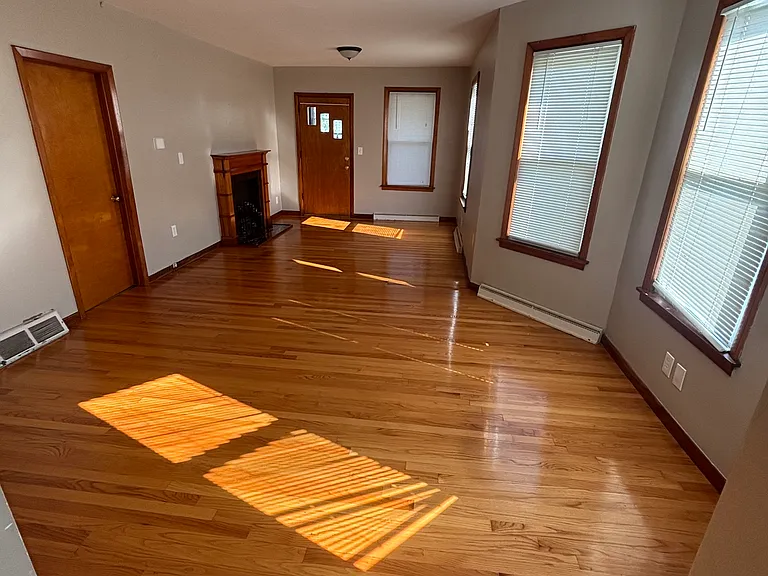 583 McKinstry Ave #1 — Photo 4