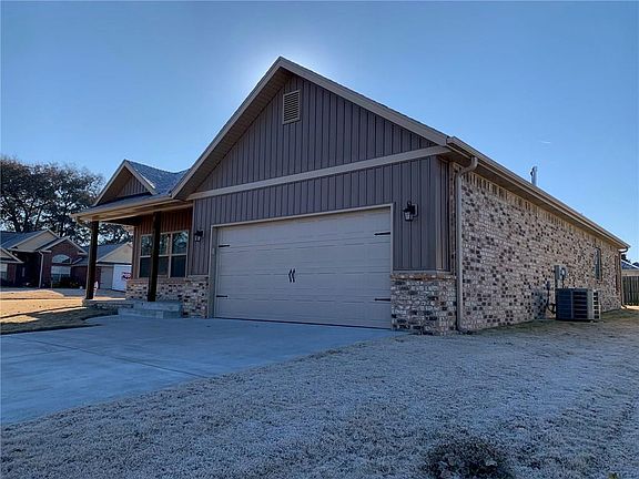 2nd image of 604 Teri Dr