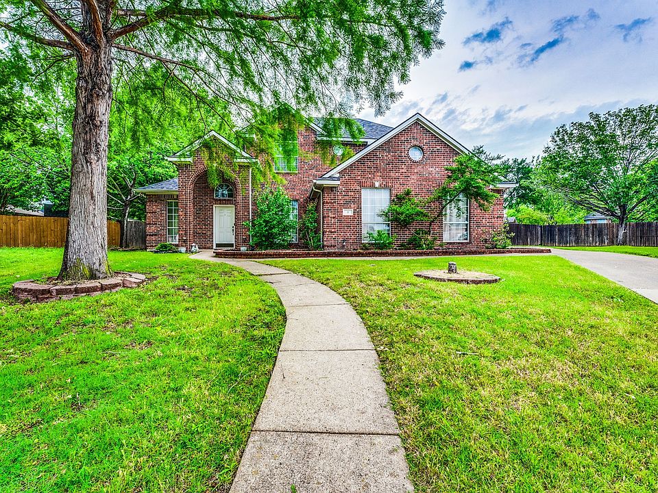 1st image of 4 Brittany Ct