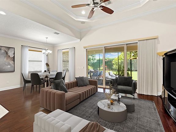 5th image of 10734 Royal Cypress Way