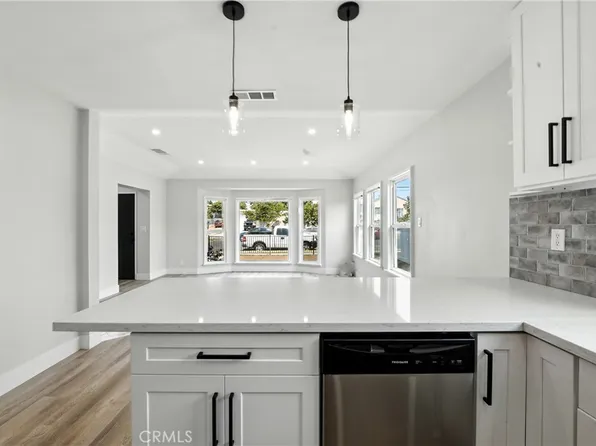 840 W 130th St, Gardena, CA 90247