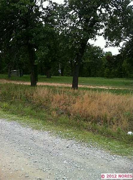 2nd image of 745 Sunrise Rd