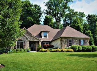 5941 Upland Ridge Dr, Medina, OH 44256