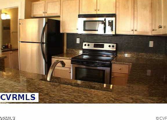 3rd image of 110 W Marshall St #Thb