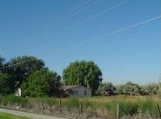 1200 Midvale Rd, Sunnyside, WA 98944