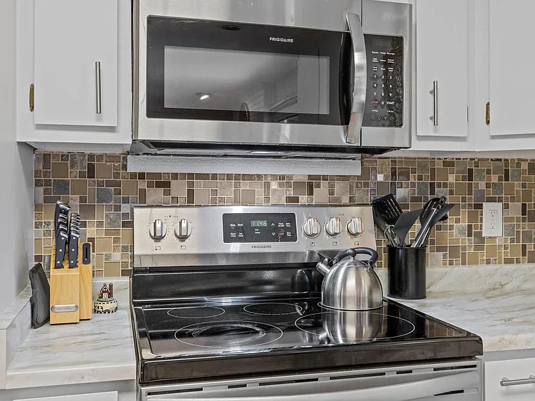 114 Fisher Dr — Photo 26