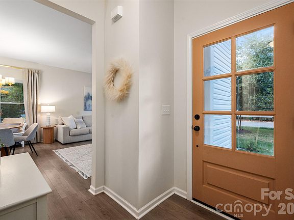 3rd image of 3200 Cosby Pl