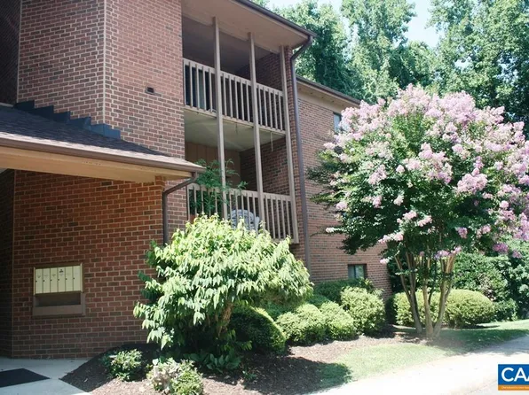 117 Turtle Creek Rd APT 10, Charlottesville, VA 22901